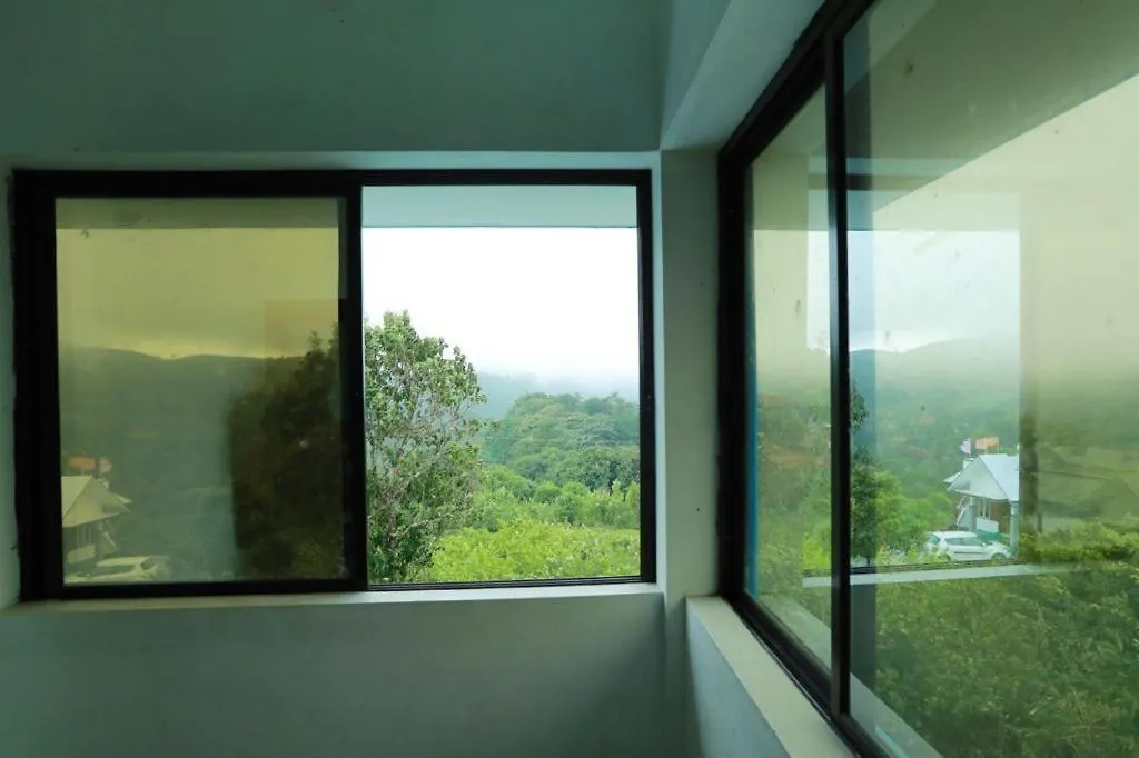 Hill Roots - Misty Dale, Vagamon Hotel
